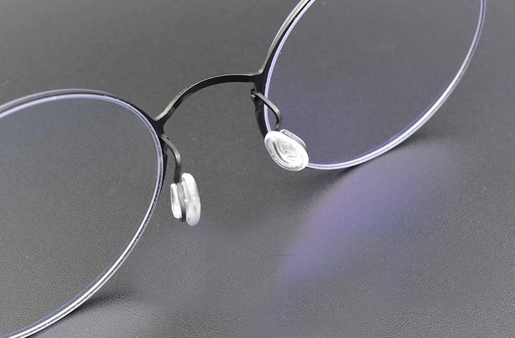 Titanium Strip Glasses